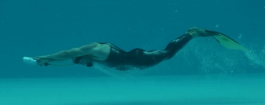 Natación con aletas